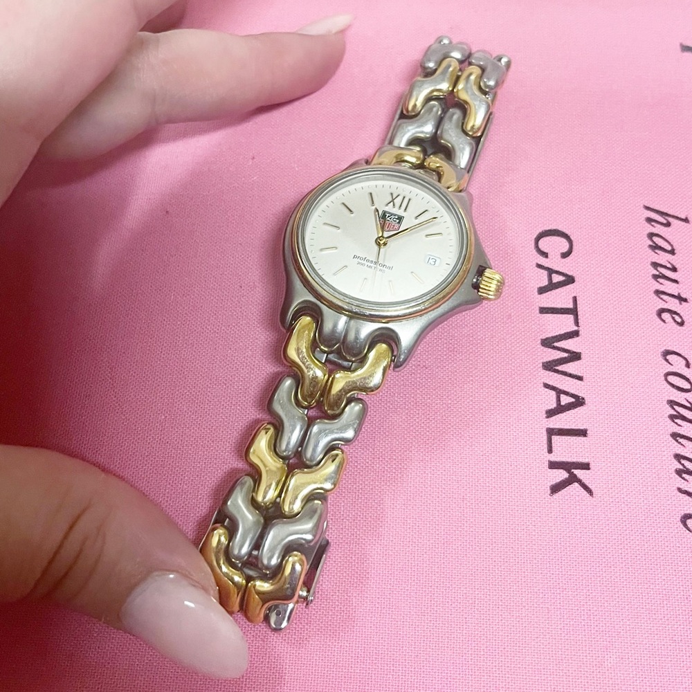 Authentic TAG Heuer Silver & Gold Swiss Made S05.013 S.S Womens Watch - Picture 6 of 11